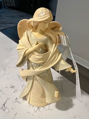 Foundations by Enesco~Loss and Comfort Bereavement Angel~4058704. Year 2017. New
